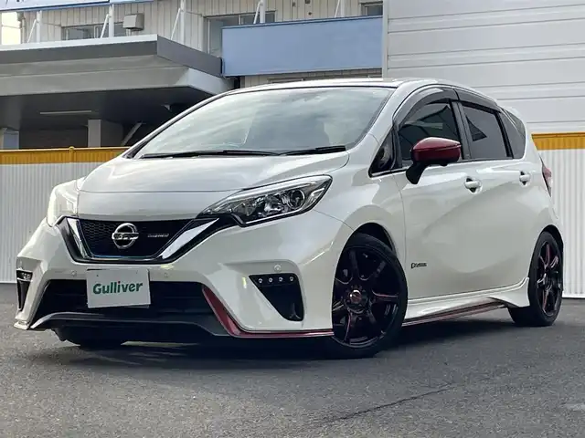 日産 ノート e－パワー ニスモ 宮城県 2017(平29)年 5.8万km パール NISMOスポーツリセッティング/柿本改マフラー/ダウンサス/carrozzeria製オーディオ/タワーバー/純正AW付スタッドレスタイヤ積み込み/純正ナビ　CD/DVD/Blu-ray/BT/フルセグTV/パノラミックビューモニター/レーンキープ/衝突被害軽減システム/コーナーセンサー/横すべり防止装置/プッシュスタート/純正フロアマット/純正マフラー・純正サスペンション・純正オーディオ 積み込み