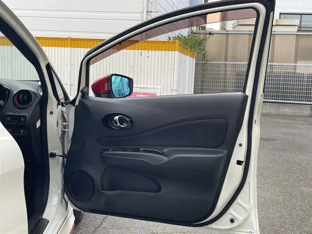 日産 ノート e－パワー ニスモ 宮城県 2017(平29)年 5.8万km パール NISMOスポーツリセッティング/柿本改マフラー/ダウンサス/carrozzeria製オーディオ/タワーバー/純正AW付スタッドレスタイヤ積み込み/純正ナビ　CD/DVD/Blu-ray/BT/フルセグTV/パノラミックビューモニター/レーンキープ/衝突被害軽減システム/コーナーセンサー/横すべり防止装置/プッシュスタート/純正フロアマット/純正マフラー・純正サスペンション・純正オーディオ 積み込み