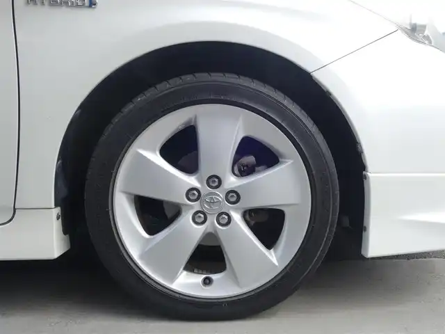 トヨタ プリウス G ツーリングセレクション 静岡県 2013(平25)年 13.8万km ホワイトパールクリスタルシャイン ワンオーナー／禁煙車/社外エアロ（フロント／リア）/純正ディーラーSDナビ/　CD/DVD/SD/BT/フルセグTV/バックカメラ/ETC/クルーズコントロール/ステアリングリモコン/運転席パワーシート/AC100V電源/HIDヘッドライト/オートライト/ヘッドランプウォッシャー/プッシュスタート/スマートキー/純正フロアマット／ドアバイザー/取扱説明書／保証書