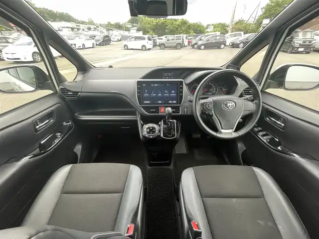 トヨタ ノア Si ダブルバイビーⅡ 愛媛県 2020(令2)年 5.3万km ホワイトパールクリスタルシャイン 純正ナビ（Bluetooth/フルセグTV/DVD再生可能）/純正後席モニター/ETC2.0/バックカメラ/両側パワースライドドア/ハーフレザー/USB/前方ドライブレコーダー/純正アルミホイール/純正フロアマット/前後コーナーセンサー/クルーズコントロール/3列シート/LEDヘッドライト/ABS/横滑り防止装置/レーンキープアシスト/盗難防止装置/オートマチックハイビーム/Wエアバッグ/衝突被害軽減システム
