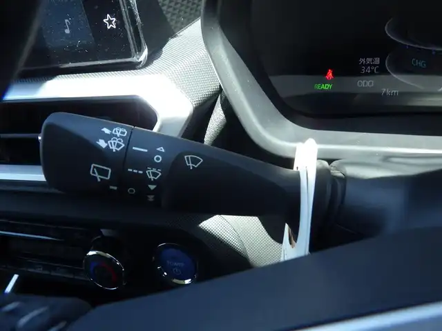 トヨタ ライズ Z 千葉県 2025(令7)年 0.1万km未満 ナチュラルベージュマイカM HEV Z　ディスプレイオーディオパッケーシ（97900）/スマートアシストIII/レーダークルーズコントロール/エコアイドル/スマートペダル/ディスプレイオーディオ/純正地デジTV/【Apple CarPlay　Android Auto対応】/【Bluetooth接続】/バックカメラ/前席シートヒーター/革巻きステアリング/ステアリングスイッチ/LEDヘッドライト/フォグライト/ウインカーミラー/コーナーセンサー/純正17インチアルミホイル/サイド/カーテンエアバッグ/キーフリーシステム