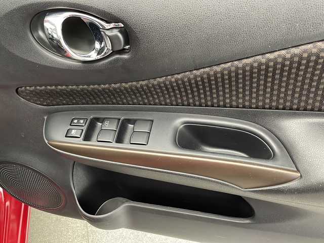 日産 ノート e－パワー メダリスト 宮崎県 2018(平30)年 3.2万km ガーネットレッド 〇純正７インチナビ【MM518D-W】/〇CD/DVD/BT/USB/フルセグTV/〇360度カメラ/〇ACC/〇デジタルインナーミラー/〇前後ドラレコ/〇純正フロアマット/〇純正15インチAW/〇ETC/〇ハーフレザーシート/〇LEDヘッドライト/〇前後コーナーセンサー/〇オートライト/〇スマートキー/〇プッシュスタート/〇ステアリングスイッチ/〇保証書・取説/〇電格ミラー
