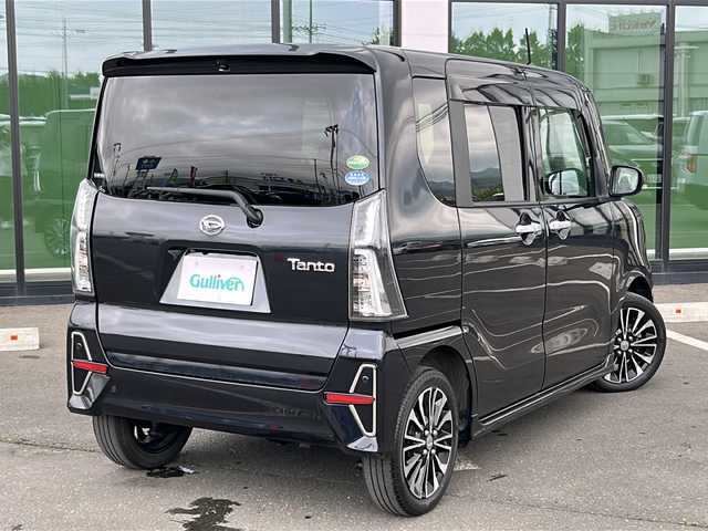 ダイハツ タント カスタム RS セレクション 道東・釧路十勝 2020(令2)年 6.4万km パールブラック ・４WD/・社外SDメモリナビ/（AM・FM・CD・DVD・BT・フルセグ）/・バックカメラ/・両側パワースライドドア/・レーダークルーズコントロール/・アイドリングストップ/・スマートキー/・プッシュスタート/・ドアバイザー/・純正フロアマット/・電動格納ミラー/・前席シートヒーター/・純正ETC/・純正エンジンスターター/・純正アルミホイール/・オートライト/・オートマチックハイビーム/・社外前後ドライブレコーダー