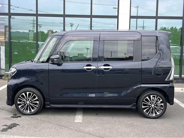 ダイハツ タント カスタム RS セレクション 道東・釧路十勝 2020(令2)年 6.4万km パールブラック ・４WD/・社外SDメモリナビ/（AM・FM・CD・DVD・BT・フルセグ）/・バックカメラ/・両側パワースライドドア/・レーダークルーズコントロール/・アイドリングストップ/・スマートキー/・プッシュスタート/・ドアバイザー/・純正フロアマット/・電動格納ミラー/・前席シートヒーター/・純正ETC/・純正エンジンスターター/・純正アルミホイール/・オートライト/・オートマチックハイビーム/・社外前後ドライブレコーダー