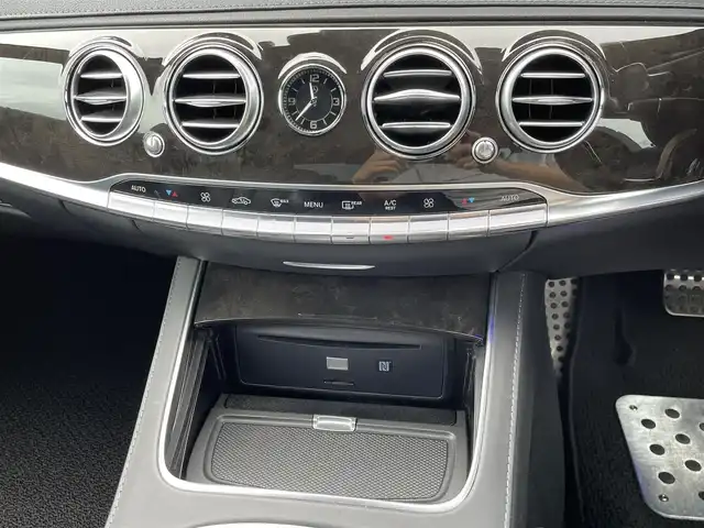 メルセデス・ベンツ Ｓ３００ ハイブリッド エクスクルーシブ 山梨県 2017(平29)年 10.9万km オブシディアンブラック 純正SDナビ/Bluetooth接続/フルセグTV/全方位カメラ/サンルーフ/ETC/全席シートヒーター/前席エアシート/前席パワーシート/ステアリングアシスト/レーンキープアシスト/クルーズコントロール/ステアリングスイッチ/純正19インチアルミホイール/スペアキー1本/取扱説明書