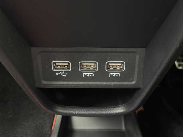 ホンダ Ｎ ＯＮＥ RS 東京都 2020(令2)年 5.6万km プレミアムイエローパールⅡ 純正8型ナビ/（CD/USB/BT/フルセグ）/6MT/バックカメラ/シートヒーター/ETC/衝突被害軽減ブレーキ/レーダークルーズコントロール/レーンキープアシスト/LEDヘッドライト/アルミペダル/オートライト/ウィンカー付き電動格納ミラー/プッシュスタート/リアスポイラー