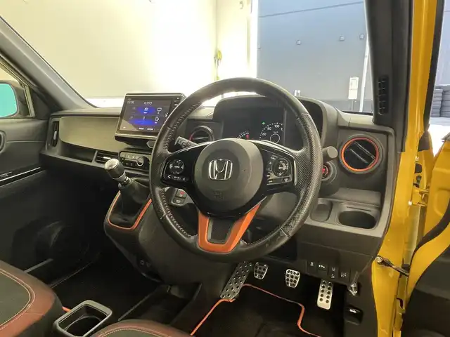 ホンダ Ｎ ＯＮＥ RS 滋賀県 2020(令2)年 5.6万km プレミアムイエローパールⅡ 純正8型ナビ/【Bluetooth/CD/DVD/フルセグTV】/6MT/バックカメラ/レーダークルーズコントロール/レーンキープアシスト/リアソナー/LEDヘッドライト/オートマチックハイビーム/D/Nシートヒーター/電動パーキングブレーキ/ビルトインETC2.0/衝突被害軽減ブレーキ/プッシュスタート/スマートキー