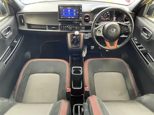 ホンダ Ｎ ＯＮＥ RS 滋賀県 2020(令2)年 5.6万km プレミアムイエローパールⅡ 純正8型ナビ/【Bluetooth/CD/DVD/フルセグTV】/6MT/バックカメラ/レーダークルーズコントロール/レーンキープアシスト/リアソナー/LEDヘッドライト/オートマチックハイビーム/D/Nシートヒーター/電動パーキングブレーキ/ビルトインETC2.0/衝突被害軽減ブレーキ/プッシュスタート/スマートキー