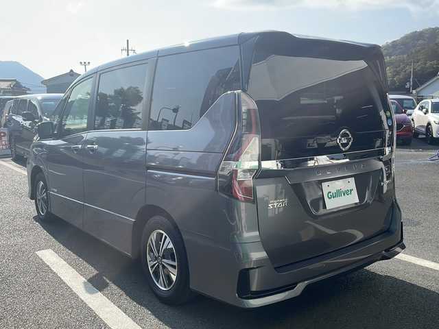 日産 セレナ e－パワー ハイウェイスター V 京都府 2020(令2)年 6.9万km ダークメタルグレー/ダイヤモンドブラック 純正１０インチナビ　アラウンドビューモニター　後席フリップダウンモニター　プロパイロット　ブラインドスポットモニター　両側パワースライドドア　ＬＥＤヘッドライト　スマートキー　ビルトインＥＴＣ　禁煙車