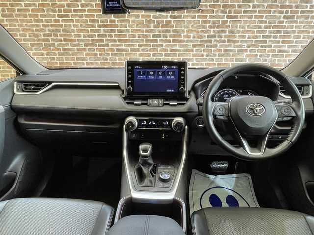 トヨタ ＲＡＶ４ G Zパッケージ 岩手県 2022(令4)年 4.6万km ホワイトパールクリスタルシャイン ４WD/モデリスタエアロ/パノラマムーンルーフ/パノラミックビューモニター/マルチテレインセレクト/ハンズフリーパワーバックドア/トヨタセーフティセンス/レーダークルーズコントロール/レーントレーシングアシスト/オートマチックハイビーム/プリクラッシュセーフティ/ロードサインアシスト/クリアランスソナー/横滑り防止装置/ダウンヒルアシスト/パワーシート/シートヒーター/シートベンチレーション/ステアリングヒーター/純正ディスプレイオーディオ/ETC2.0/LEDヘッドランプ/純正19インチアルミホイール