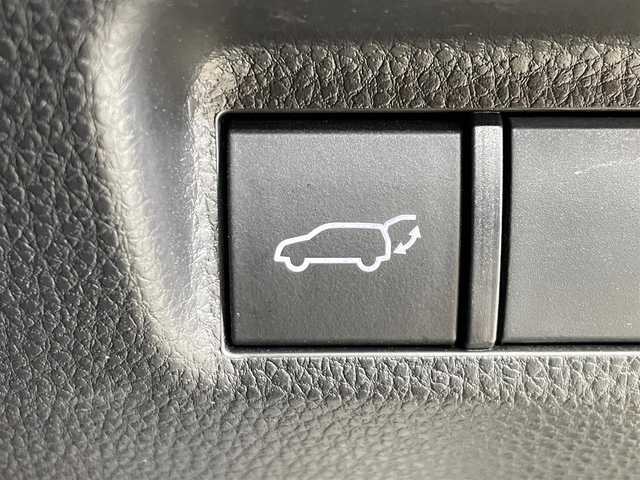 トヨタ ＲＡＶ４ G Zパッケージ 岩手県 2022(令4)年 4.6万km ホワイトパールクリスタルシャイン ４WD/モデリスタエアロ/パノラマムーンルーフ/パノラミックビューモニター/マルチテレインセレクト/ハンズフリーパワーバックドア/トヨタセーフティセンス/レーダークルーズコントロール/レーントレーシングアシスト/オートマチックハイビーム/プリクラッシュセーフティ/ロードサインアシスト/クリアランスソナー/横滑り防止装置/ダウンヒルアシスト/パワーシート/シートヒーター/シートベンチレーション/ステアリングヒーター/純正ディスプレイオーディオ/ETC2.0/LEDヘッドランプ/純正19インチアルミホイール
