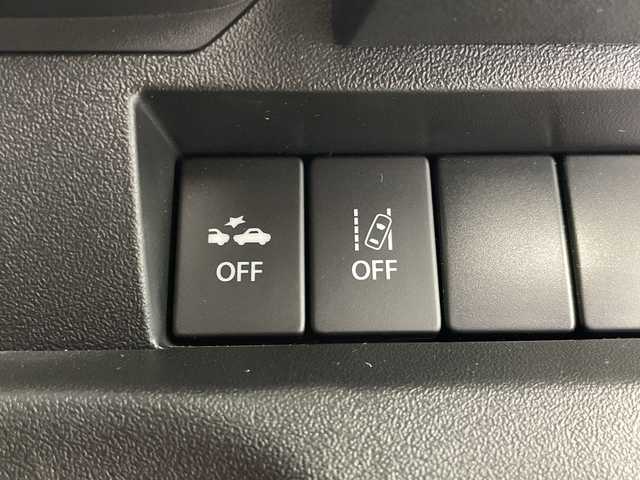 スズキ ジムニー シエラ JL 新潟県 2019(平31)年 1.9万km シフォンアイボリーM 4WD/社外SDナビ（型式：PVH-9300DVSZS）/・CD/DVD/Bluetooth/フルセグ/USB/ETC/前席シートヒーター/グリルガード/背面タイヤ/リヤタイヤカバー/純正LEDヘッドライト/オートライト/フロントフォグランプ/純正フロアマット/純正15インチAW夏タイヤ/ABS/盗難防止装置/センターデフロック/ダウンヒルアシストコントロール