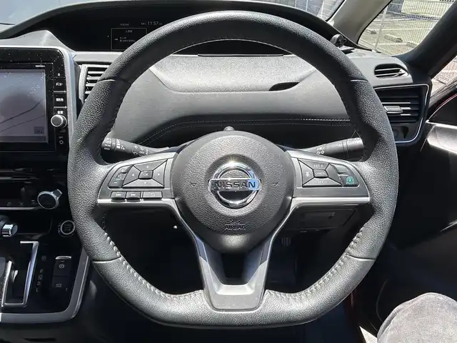 日産 セレナ ハイウェイスター プロパイロットED 佐賀県 2017(平29)年 9.5万km マルーンレッド プロパイロット/エマージェンシーブレーキ/前後ソナー/純正9インチSDナビ/・バックカメラ/・フルセグTV/BT/CD/DVD/フリップダウンモニター/両側パワースライドドア/純正16インチAW/LEDヘッドライト/フォグランプ/オートライト/ETC2.0/プッシュスタート/リアサンシェード/保証書
