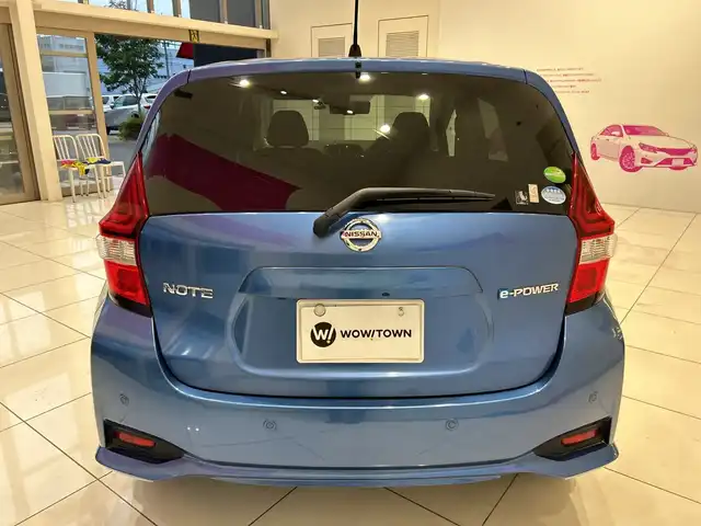 日産 ノート e－パワー X 埼玉県 2017(平29)年 2.4万km シャイニングブルー エマージェンシーブレーキ /純正メモリナビ/　　CD/DVD/BT/フルセグ/アラウンドビューモニター /LEDオートライト /ステアリングスイッチ /ETC
