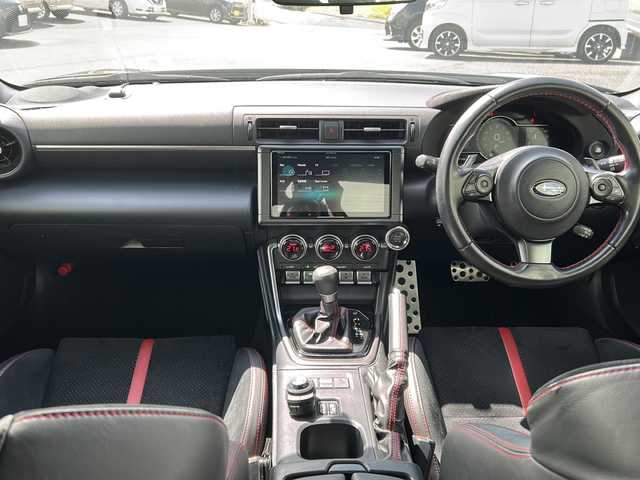 スバル ＢＲＺ S 福岡県 2021(令3)年 3.8万km マグネタイトグレーメタリック 純正メーカーナビ/　（CD/DVD/SD/iPod/AUX/HDMI/USB/フルセグ/交通情報/バックカメラ)/クルーズコントロール（追従走行有）/パドルシフト/シートヒーター（D席＋N席）/ドライブレコーダー/ETC/レーンキープアシスト/PCB/SRVD/RAB/SRH/クリアランスソナー/LEDライト/ハーフレザー/TV－KIT/電格ミラー/プッシュスタート/純正マット/純正アルミホイール