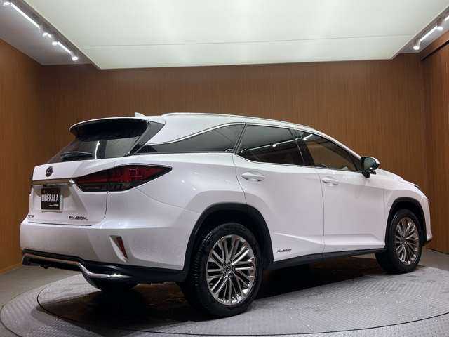 レクサス ＲＸ 450hL 千葉県 2021(令3)年 4.7万km ソニッククォーツ ＳＲ　/三眼ＬＥＤ　/ＨＵＤ　/純正ナビ　/３６０°カメラ　/レーダークルーズ　/茶革　/シートヒーター　/ベンチレーション　/パワーシート　/電動リアゲート　/ＡＣ１００Ｖ電源　/ハイビームアシスト　/ステアリングヒーター