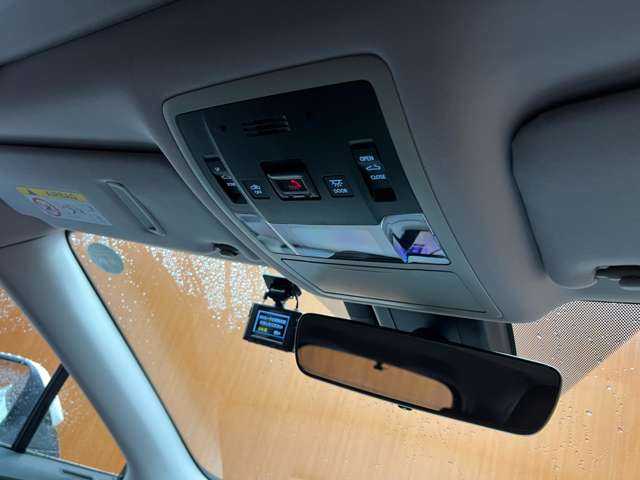 レクサス ＲＸ 450hL 千葉県 2021(令3)年 4.7万km ソニッククォーツ ＳＲ　/三眼ＬＥＤ　/ＨＵＤ　/純正ナビ　/３６０°カメラ　/レーダークルーズ　/茶革　/シートヒーター　/ベンチレーション　/パワーシート　/電動リアゲート　/ＡＣ１００Ｖ電源　/ハイビームアシスト　/ステアリングヒーター