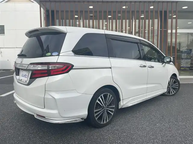 ホンダ オデッセイ アブソルート EX 千葉県 2014(平26)年 11.6万km ホワイトオーキッドパール (株)IDOMが運営する【じしゃロン八千代店】の自社ローン対象車両になります。こちらは現金またはオートローンご利用時の価格です。自社ローンご希望の方は別途その旨お申付け下さい。/純正ナビ/・AM/FM/CD/・Bluetooth接続/・フルセグTV/バックカメラ/ビルトインETC/ドライブレコーダー（SD欠）/クルーズコントロール/パドルシフト/フリップダウンモニター/両側パワースライドドア/ステアリングリモコン/D席パワーシート/BSM/LEDヘッドライト/純正アルミホイール/純正フロアマット/ドアバイザー/ウインカーミラー