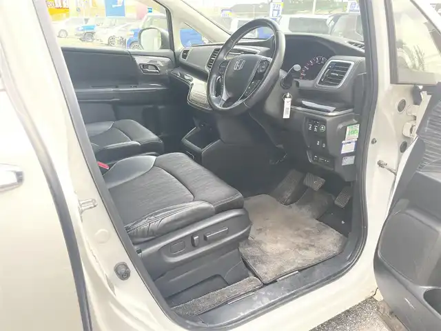 ホンダ オデッセイ アブソルート EX 千葉県 2014(平26)年 11.6万km ホワイトオーキッドパール (株)IDOMが運営する【じしゃロン八千代店】の自社ローン対象車両になります。こちらは現金またはオートローンご利用時の価格です。自社ローンご希望の方は別途その旨お申付け下さい。/純正ナビ/・AM/FM/CD/・Bluetooth接続/・フルセグTV/バックカメラ/ビルトインETC/ドライブレコーダー（SD欠）/クルーズコントロール/パドルシフト/フリップダウンモニター/両側パワースライドドア/ステアリングリモコン/D席パワーシート/BSM/LEDヘッドライト/純正アルミホイール/純正フロアマット/ドアバイザー/ウインカーミラー