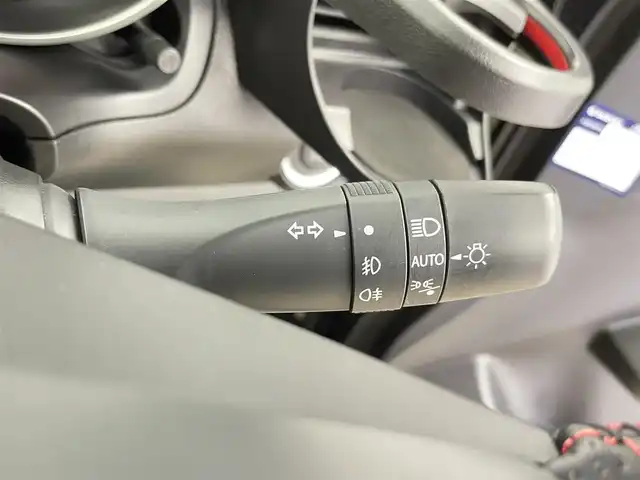 スズキ スイフト スポーツ 千葉県 2024(令6)年 1.3万km ミネラルグレーM 6MT/スズキセーフティサポート/・衝突軽減ブレーキ/・レーンキープアシスト/・ブラインドスポットモニター/・コーナーセンサー/社外7インチメモリナビ/CD DVD BT USB フルセグ/レーダークルーズコントロール/LEDオートライト/シートヒーター/革巻きステアリング/ウィンカーミラー/純正フロアマット/プッシュスタート/スマートキー/ビルトインETC