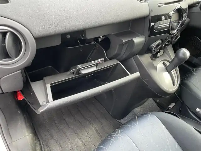 マツダ デミオ 13C 長野県 2014(平26)年 7.8万km アークティックホワイト 取扱説明書/保証書/リモコンキー/パワーウィンドウ/AM/FM/AUX/ドアバイザー/ETC/ハロゲンヘッドライト/純正フロアマット/ECO/スダッドレスタイヤ有