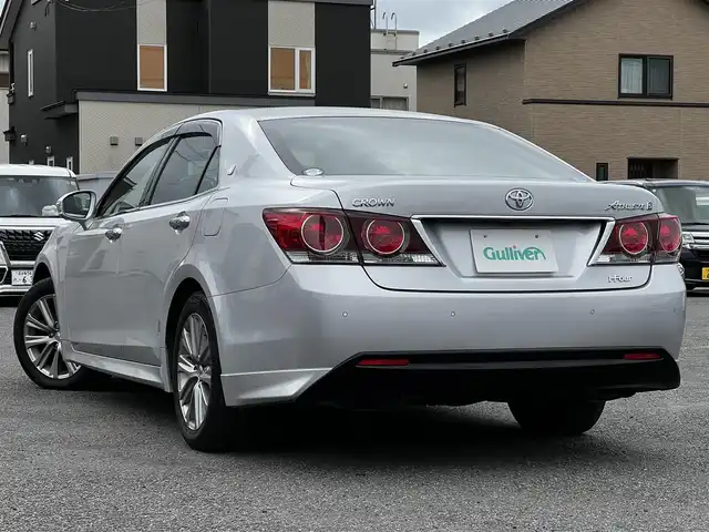 トヨタ クラウン アスリート S i－Four 道央・札幌 2016(平28)年 7万km シルバーM ４WD/純正SDナビ/AM/FM/BT/SD/CD/DVD/AUX/ワンセグ/トヨタセーフティセンス/衝突被害軽減ブレーキ/横滑り防止装置/レーダークルーズコントロール/レーンキープアシスト/クリアランスソナー/バックカメラ/全方位カメラ/パノラミックビューモニター/ビルトインETC/ドライブレコーダー/ECOMODE/SNOWMODE/SPORTMODE/前席パワーシート/革巻きステアリング/ステアリングリモコン/自動防眩ミラー/MTモード付AT/プッシュスタート/スマートキー/LEDヘッドライト/オートライト/オートマチックハイビーム/フォグランプ/電動格納ミラー/ヒーテッドドアミラー/ウィンカーミラー/純正フロアマット/ドアバイザー/スペアキー
