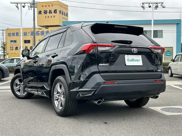 トヨタ ＲＡＶ４ X 愛媛県 2022(令4)年 1.6万km アティチュードブラックマイカ 登録時走行距離：15672km/メーカーOP純正ナビ/AM/FM/BT/フルセグTV/ETC2.0/バックカメラ/追従クルコン/レーンキープアシスト/衝突軽減システム/横滑り防止装置/盗難防止装置/モデリスタエアロ　フロント/サイド/LEDヘッドライト/オートライト/オートハイビーム/エンジンスタートボタン/リモコンキー/純正アルミホイール/アイドリング/AAC/コーナーセンサー