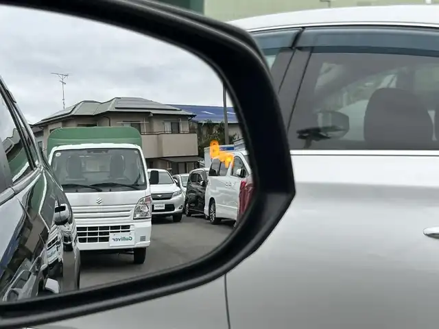 トヨタ ＲＡＶ４ X 愛媛県 2022(令4)年 1.6万km アティチュードブラックマイカ 登録時走行距離：15672km/メーカーOP純正ナビ/AM/FM/BT/フルセグTV/ETC2.0/バックカメラ/追従クルコン/レーンキープアシスト/衝突軽減システム/横滑り防止装置/盗難防止装置/モデリスタエアロ　フロント/サイド/LEDヘッドライト/オートライト/オートハイビーム/エンジンスタートボタン/リモコンキー/純正アルミホイール/アイドリング/AAC/コーナーセンサー