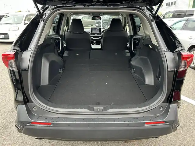 トヨタ ＲＡＶ４ X 愛媛県 2022(令4)年 1.6万km アティチュードブラックマイカ 登録時走行距離：15672km/メーカーOP純正ナビ/AM/FM/BT/フルセグTV/ETC2.0/バックカメラ/追従クルコン/レーンキープアシスト/衝突軽減システム/横滑り防止装置/盗難防止装置/モデリスタエアロ　フロント/サイド/LEDヘッドライト/オートライト/オートハイビーム/エンジンスタートボタン/リモコンキー/純正アルミホイール/アイドリング/AAC/コーナーセンサー