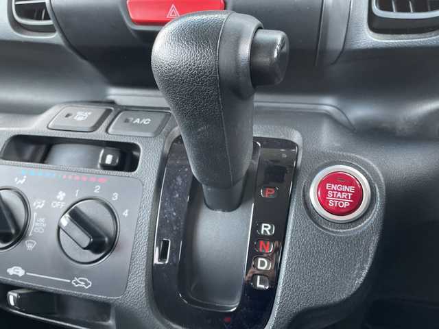 ホンダ Ｎ ＢＯＸ ＋ カスタム G 愛知県 2012(平24)年 7.7万km プレミアムホワイトパール 純正ナビ/(CD.DVD.TV.FM.AM.SD)/バックカメラ/両側スライドドア/横滑り防止装置/ETC/フォグランプ/オートライト/ウィンカーミラー/電動格納ミラー/禁煙車/プッシュスタート/スマートキー/フロアマット/ドアバイザー/スペアキー/取扱説明書/保証書