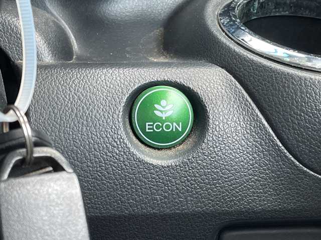 ホンダ Ｎ ＢＯＸ ＋ カスタム G 愛知県 2012(平24)年 7.7万km プレミアムホワイトパール 純正ナビ/(CD.DVD.TV.FM.AM.SD)/バックカメラ/両側スライドドア/横滑り防止装置/ETC/フォグランプ/オートライト/ウィンカーミラー/電動格納ミラー/禁煙車/プッシュスタート/スマートキー/フロアマット/ドアバイザー/スペアキー/取扱説明書/保証書