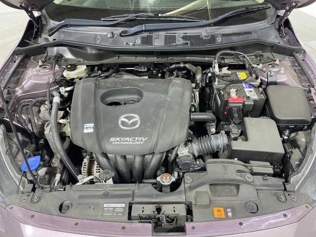 マツダ デミオ 13S 神奈川県 2015(平27)年 4.6万km スモーキーローズマイカ 純正7インチナビ/(Bluetooth/DVD/CD/AM/FM)/衝突被害軽減システム/横滑り防止装置/ETC/アイドリングストップ/LEDヘッドライト/オートライト/ウィンカーミラー/電動格納ミラー/純正15インチAW/プッシュスタート/スマートキー/フロアマット/スペアキー/取扱説明書/保証書