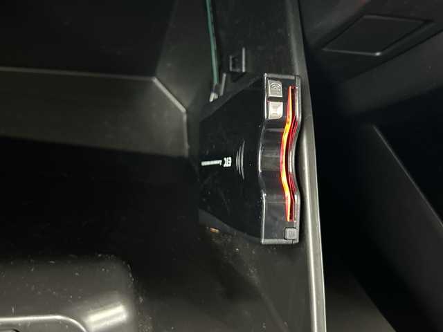 マツダ デミオ 13S 神奈川県 2015(平27)年 4.6万km スモーキーローズマイカ 純正7インチナビ/(Bluetooth/DVD/CD/AM/FM)/衝突被害軽減システム/横滑り防止装置/ETC/アイドリングストップ/LEDヘッドライト/オートライト/ウィンカーミラー/電動格納ミラー/純正15インチAW/プッシュスタート/スマートキー/フロアマット/スペアキー/取扱説明書/保証書