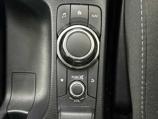 マツダ デミオ 13S 神奈川県 2015(平27)年 4.6万km スモーキーローズマイカ 純正7インチナビ/(Bluetooth/DVD/CD/AM/FM)/衝突被害軽減システム/横滑り防止装置/ETC/アイドリングストップ/LEDヘッドライト/オートライト/ウィンカーミラー/電動格納ミラー/純正15インチAW/プッシュスタート/スマートキー/フロアマット/スペアキー/取扱説明書/保証書