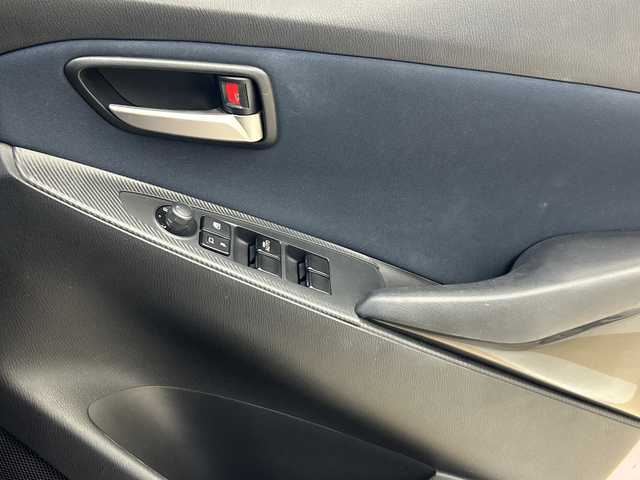 マツダ デミオ 13S 神奈川県 2015(平27)年 4.6万km スモーキーローズマイカ 純正7インチナビ/(Bluetooth/DVD/CD/AM/FM)/衝突被害軽減システム/横滑り防止装置/ETC/アイドリングストップ/LEDヘッドライト/オートライト/ウィンカーミラー/電動格納ミラー/純正15インチAW/プッシュスタート/スマートキー/フロアマット/スペアキー/取扱説明書/保証書