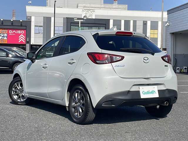 マツダ デミオ 13S ノーブルクリムゾン 千葉県 2017(平29)年 6.7万km セラミックM 純正SDナビ/フルセグTV/Bluetooth/CD/DVD/USB×２/バックカメラ/アラウンドビューモニター/ヘッドアップディスプレイ/レーダークルーズコントロール/衝突被害軽減ブレーキ/レーンキープアシスト/クリアランスソナー前後/LEDヘッドライト/前席シートヒーター/ETC/スマートキー/エンジンプッシュスタート/純正15インチアルミホイール/純正フロアマット