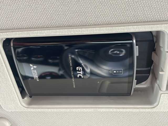 マツダ デミオ 13S ノーブルクリムゾン 千葉県 2017(平29)年 6.7万km セラミックM 純正SDナビ/フルセグTV/Bluetooth/CD/DVD/USB×２/バックカメラ/アラウンドビューモニター/ヘッドアップディスプレイ/レーダークルーズコントロール/衝突被害軽減ブレーキ/レーンキープアシスト/クリアランスソナー前後/LEDヘッドライト/前席シートヒーター/ETC/スマートキー/エンジンプッシュスタート/純正15インチアルミホイール/純正フロアマット