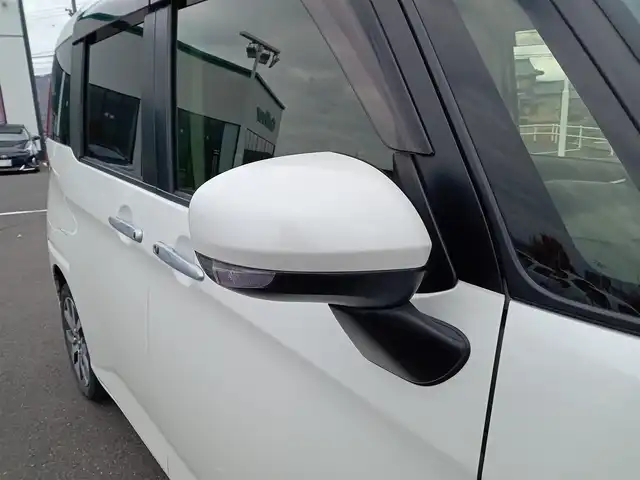 トヨタ ルーミー カスタムG－T 福井県 2017(平29)年 5.9万km パールホワイトⅢ 純正9インチSDナビ（NSZT-Y66T）/・（フルセグTV/CD/DVD/Bluetooth）/バックカメラ/両側パワースライドドア/スマートアシスト/横滑り防止装置/レーンキープアシスト/クルーズコントロール/後部コーナーセンサー/オートLEDライト/純正15インチAW/純正フロアマット