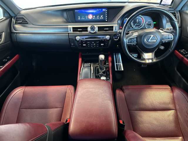 レクサス ＧＳ 300h Fスポーツ 栃木県 2017(平29)年 6万km グラファイトブラックガラスフレーク 純正SDナビ/・Bluetooth CD DVD/・TV フルセグ/・バックカメラ/電動ガラスサンルーフ/オプションエアロ/Fスポーツ専用赤革シート/パワーシート/シートヒーター/シートクーラー/ウェルカムライト/追従式クルーズコントロール/パドルシフト/純正ドライブレコーダー/ETC2.0/衝突被害軽減システム/コーナーセンサー/BSM/レーンキープアシスト/LEDヘッドライト