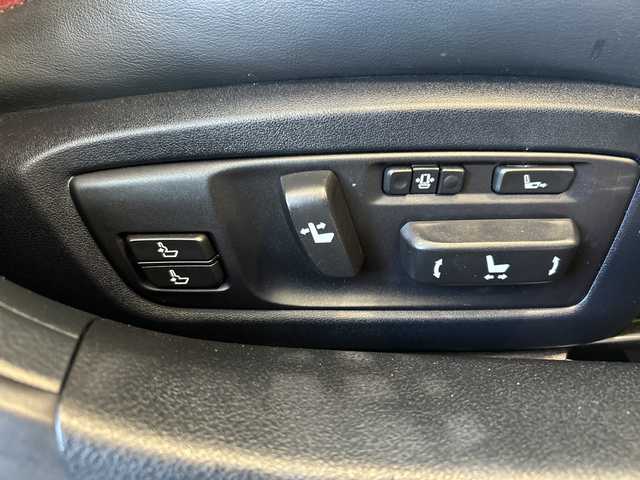 レクサス ＧＳ 300h Fスポーツ 栃木県 2017(平29)年 6万km グラファイトブラックガラスフレーク 純正SDナビ/・Bluetooth CD DVD/・TV フルセグ/・バックカメラ/電動ガラスサンルーフ/オプションエアロ/Fスポーツ専用赤革シート/パワーシート/シートヒーター/シートクーラー/ウェルカムライト/追従式クルーズコントロール/パドルシフト/純正ドライブレコーダー/ETC2.0/衝突被害軽減システム/コーナーセンサー/BSM/レーンキープアシスト/LEDヘッドライト