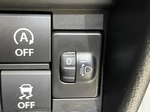 スズキ ソリオ HV MG 岩手県 2025(令7)年 1.6万km スターシルバーメタリック ４WD/スズキセーフティサポート/デュアルセンサーブレーキサポート２/車線逸脱抑制機能/アダプティブクルーズコントロール/車線維持支援機能/標識認識機能/先行車・青信号発信お知らせ/誤発進抑制機能/低速時ブレーキアシスト/パーキングセンサー/横滑り防止装置/アイドリングストップ/オートライト/ヘッドライトレベライザー/助手席アンダーボックス/社外ナビ/ワンセグTV/15インチスチールホイール/純正ホイールキャップ