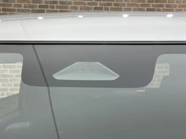 スズキ ソリオ HV MG 岩手県 2025(令7)年 1.6万km スターシルバーメタリック ４WD/スズキセーフティサポート/デュアルセンサーブレーキサポート２/車線逸脱抑制機能/アダプティブクルーズコントロール/車線維持支援機能/標識認識機能/先行車・青信号発信お知らせ/誤発進抑制機能/低速時ブレーキアシスト/パーキングセンサー/横滑り防止装置/アイドリングストップ/オートライト/ヘッドライトレベライザー/助手席アンダーボックス/社外ナビ/ワンセグTV/15インチスチールホイール/純正ホイールキャップ