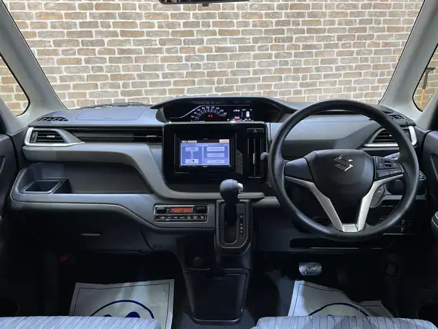 スズキ ソリオ HV MG 岩手県 2025(令7)年 1.6万km スターシルバーメタリック ４WD/スズキセーフティサポート/デュアルセンサーブレーキサポート２/車線逸脱抑制機能/アダプティブクルーズコントロール/車線維持支援機能/標識認識機能/先行車・青信号発信お知らせ/誤発進抑制機能/低速時ブレーキアシスト/パーキングセンサー/横滑り防止装置/アイドリングストップ/オートライト/ヘッドライトレベライザー/助手席アンダーボックス/社外ナビ/ワンセグTV/15インチスチールホイール/純正ホイールキャップ