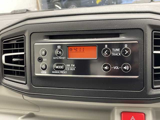 トヨタ ピクシスエポック X SAⅢ 愛知県 2018(平30)年 3.2万km スプラッシュブルーメタリック オーディオプレイヤー　/コーナーセンサー　/ＬＥＤヘッドライト　/レーンキープアシスト　/オートマチックハイビーム　/衝突被害軽減装置　/ＣＤ　/リモコンキー　/純正フロアマット　/横滑り防止装置　/アイドリングストップ