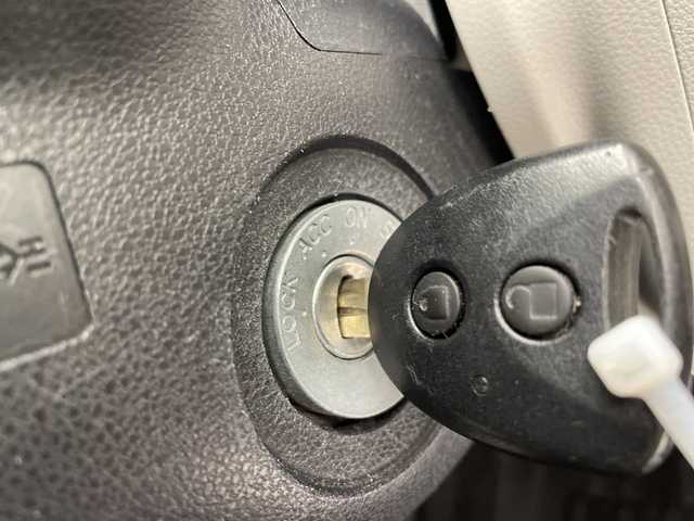 トヨタ ピクシスエポック X SAⅢ 愛知県 2018(平30)年 3.2万km スプラッシュブルーメタリック オーディオプレイヤー　/コーナーセンサー　/ＬＥＤヘッドライト　/レーンキープアシスト　/オートマチックハイビーム　/衝突被害軽減装置　/ＣＤ　/リモコンキー　/純正フロアマット　/横滑り防止装置　/アイドリングストップ