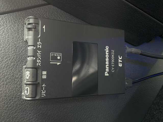 スバル ＷＲＸ Ｓ４ 2．0GT‐S アイサイト 山口県 2015(平27)年 7.2万km アイスシルバーメタリック STIエアロパッケージ/社外SDナビ【CN-RA07D】/・フルセグテレビ/・CD/DVD/Bluetooth/・AM/FM/SD/iPod/USB/・MEMORY MUSIC/バックカメラ/ETC/前後ドライブレコーダー一体型デジタルインナーミラー/プッシュスタート/スマートキー/電動パーキングブレーキ/シガーソケット/USB入力端子×2/アイサイト/・プリクラッシュブレーキ/・前側方プリクラッシュブレーキ/・緊急時プリクラッシュステアリング/・後退時ブレーキアシスト/・AT誤発進抑制制御/・AT誤後進抑制制御/・ツーリングアシスト/・全車速追従機能付クルーズコントロール/・定速クルーズコントロール/・車線逸脱抑制/・車線逸脱警報/・ふらつき警報/・先行車発進お知らせ機能/・青信号お知らせ機能/純正18インチAW