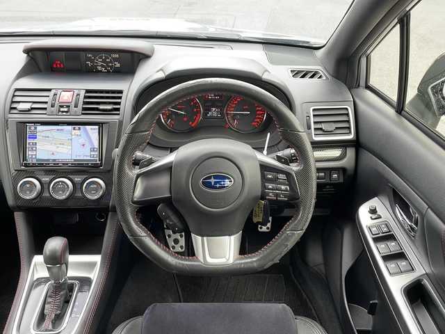 スバル ＷＲＸ Ｓ４ 2．0GT‐S アイサイト 山口県 2015(平27)年 7.2万km アイスシルバーメタリック STIエアロパッケージ/社外SDナビ【CN-RA07D】/・フルセグテレビ/・CD/DVD/Bluetooth/・AM/FM/SD/iPod/USB/・MEMORY MUSIC/バックカメラ/ETC/前後ドライブレコーダー一体型デジタルインナーミラー/プッシュスタート/スマートキー/電動パーキングブレーキ/シガーソケット/USB入力端子×2/アイサイト/・プリクラッシュブレーキ/・前側方プリクラッシュブレーキ/・緊急時プリクラッシュステアリング/・後退時ブレーキアシスト/・AT誤発進抑制制御/・AT誤後進抑制制御/・ツーリングアシスト/・全車速追従機能付クルーズコントロール/・定速クルーズコントロール/・車線逸脱抑制/・車線逸脱警報/・ふらつき警報/・先行車発進お知らせ機能/・青信号お知らせ機能/純正18インチAW