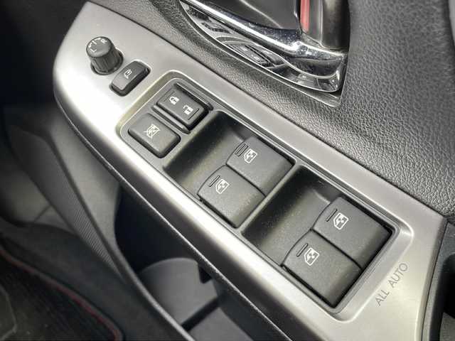 スバル ＷＲＸ Ｓ４ 2．0GT‐S アイサイト 山口県 2015(平27)年 7.2万km アイスシルバーメタリック STIエアロパッケージ/社外SDナビ【CN-RA07D】/・フルセグテレビ/・CD/DVD/Bluetooth/・AM/FM/SD/iPod/USB/・MEMORY MUSIC/バックカメラ/ETC/前後ドライブレコーダー一体型デジタルインナーミラー/プッシュスタート/スマートキー/電動パーキングブレーキ/シガーソケット/USB入力端子×2/アイサイト/・プリクラッシュブレーキ/・前側方プリクラッシュブレーキ/・緊急時プリクラッシュステアリング/・後退時ブレーキアシスト/・AT誤発進抑制制御/・AT誤後進抑制制御/・ツーリングアシスト/・全車速追従機能付クルーズコントロール/・定速クルーズコントロール/・車線逸脱抑制/・車線逸脱警報/・ふらつき警報/・先行車発進お知らせ機能/・青信号お知らせ機能/純正18インチAW