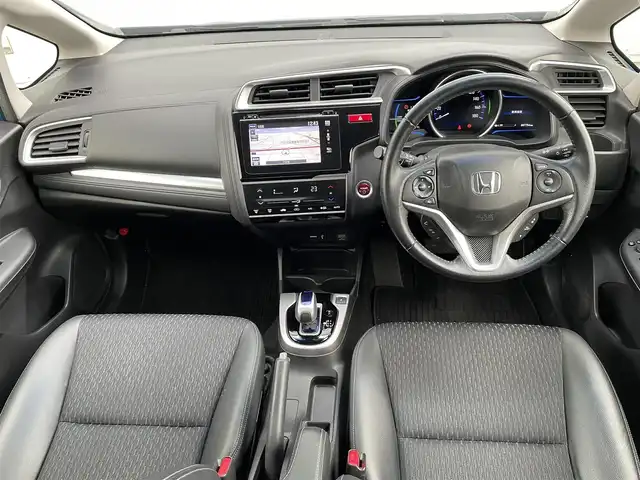 ホンダ フィット ハイブリット Lパッケージ 福岡県 2013(平25)年 8.8万km ビビットスカイブルーP 純正ナビ（ＣＤ　ＤＶＤ　フルセグ　Ｂｌｕｅｔｏｏｔｈ　ＨＤＭＩ）　バックカメラ　シティブレーキアクティブシステム　ビルトインＥＴＣ　スマートキー　プッシュスタート　クルーズコントロール　ハーフレザー