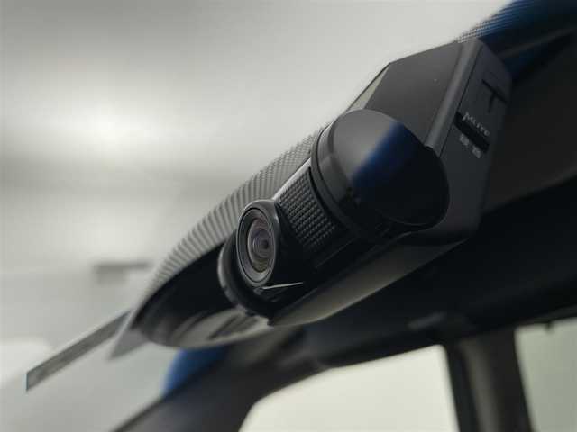 ホンダ ステップワゴン スパーダ ハイブリッド G ホンダセンシング 富山県 2019(平31)年 2.7万km モダンスティールM 社外ナビ（AM/FM/CD/BT/USB/SD）/バックカメラ/前後ドライブレコーダー/両側パワースライドドア/レーダークルーズコントロール/衝突軽減ブレーキ/レーンキープアシスト/スマートキー/スペアキー有/プッシュスタート/LEDヘッドライト/オートライト/ビルトインETC/電動パーキングブレーキ/オートブレーキホールド/横滑り防止装置/革巻きステアリング/純正フロアマット/保証書/取扱説明書